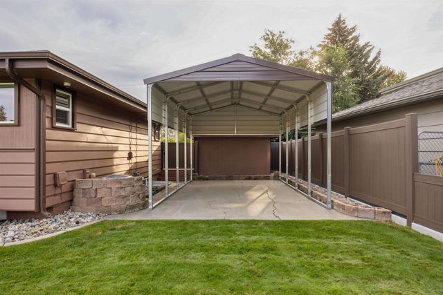 3407 W Lyons Ave, Spokane, WA 99208