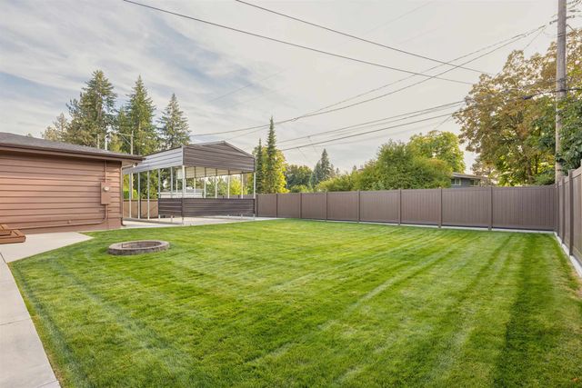 3407 W Lyons Ave, Spokane, WA 99208