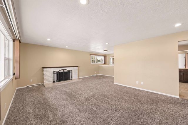 3407 W Lyons Ave, Spokane, WA 99208