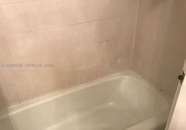 9445 SW 76th St U1, Miami, FL 33173