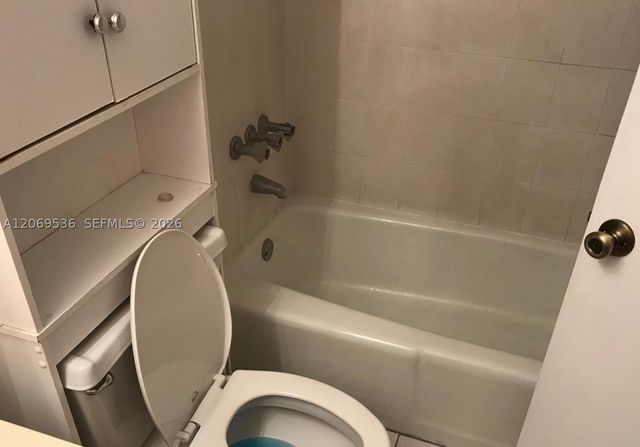 9445 SW 76th St U1, Miami, FL 33173