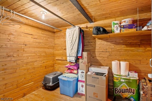98 Snydertown Rd, East Amwell Twp., NJ 08525