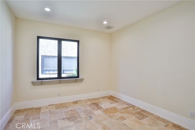 22477 Boating Way, Canyon Lake, CA 92587