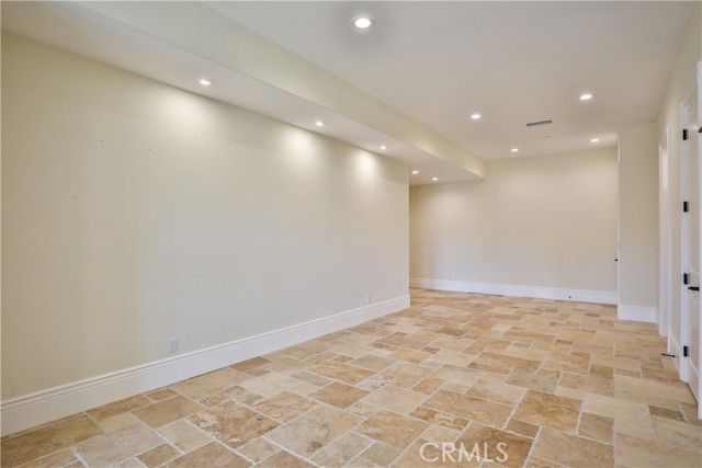 22477 Boating Way, Canyon Lake, CA 92587