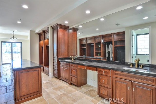 22477 Boating Way, Canyon Lake, CA 92587