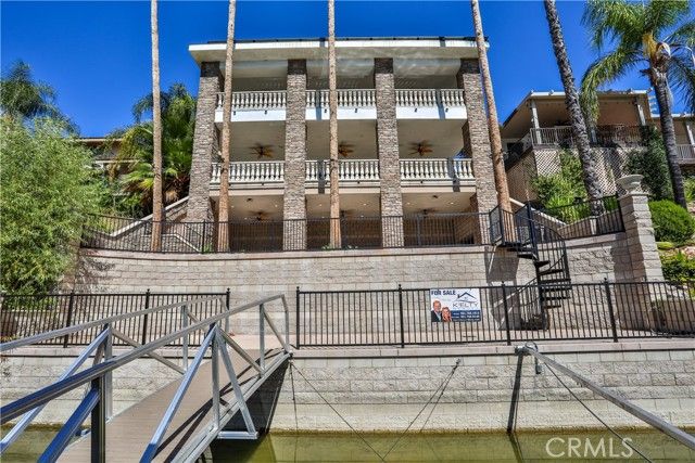 22477 Boating Way, Canyon Lake, CA 92587