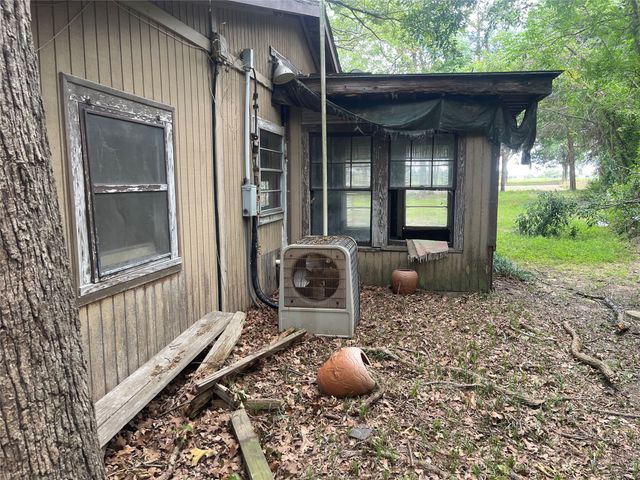 8278 FM 17, Grand Saline, TX 75140