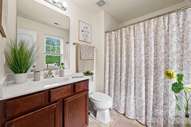 1435 Harpers Inlet Drive, Clover, SC 29710
