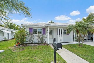 730 SPANISH DRIVE S 99, Longboat Key, FL 34228