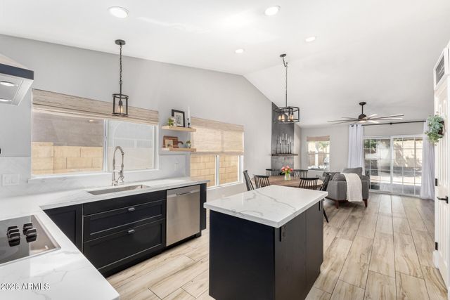 17614 N 45TH Street N, Phoenix, AZ 85032