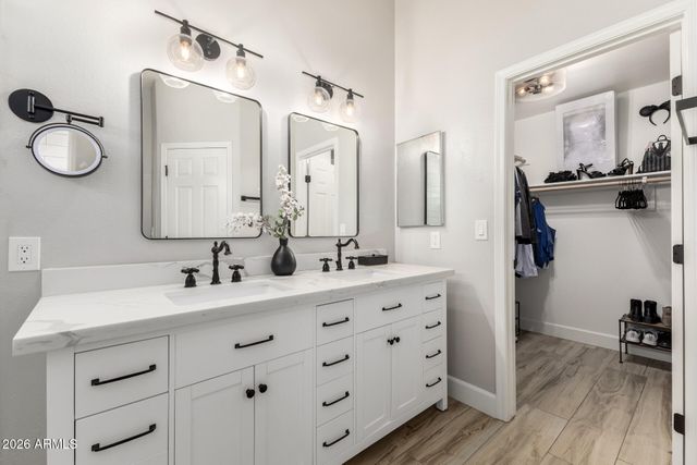 17614 N 45TH Street N, Phoenix, AZ 85032