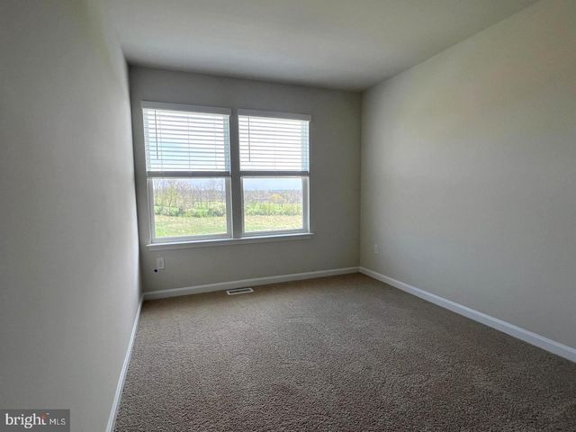 155 TIGNEY DR, Stephens City, VA 22655