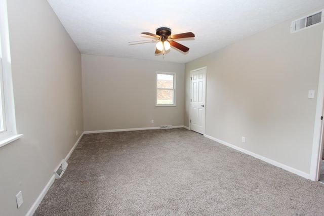 406 Sunset Drive, Lawrenceburg, KY 40342