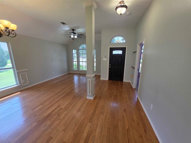 5856 Echo Bluff Drive, Haltom City, TX 76137