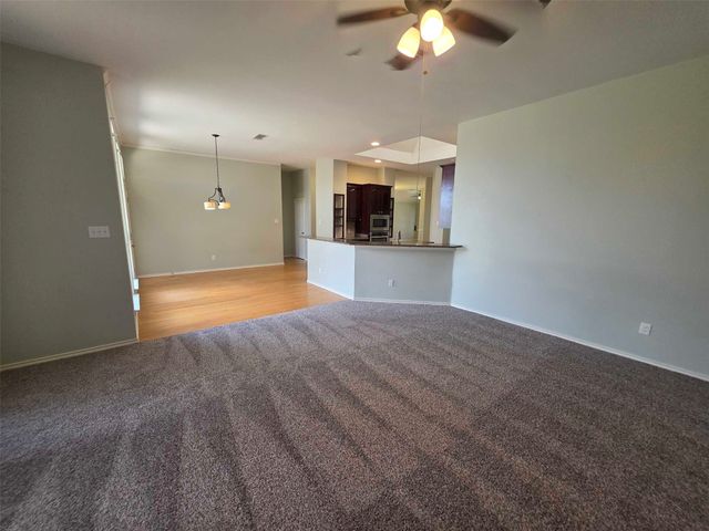 5856 Echo Bluff Drive, Haltom City, TX 76137