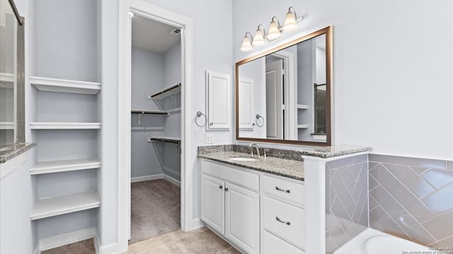 1119 Roaring Falls, New Braunfels, TX 78132