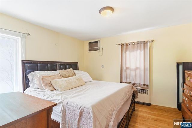 115 Spruce Street, Bloomfield, NJ 07003