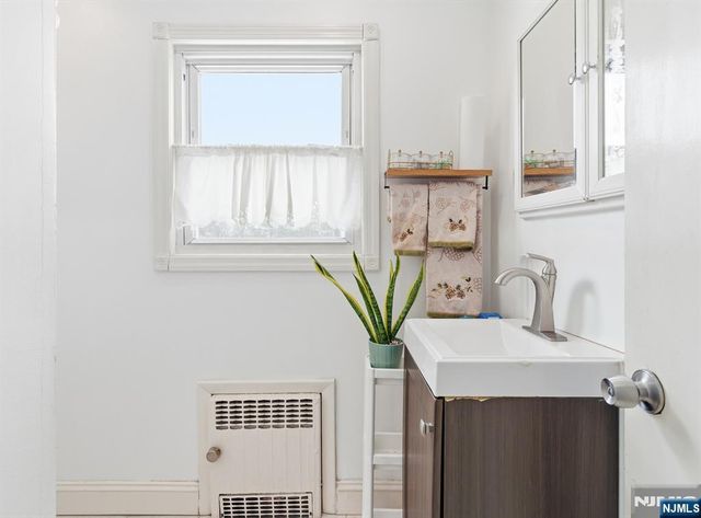 115 Spruce Street, Bloomfield, NJ 07003