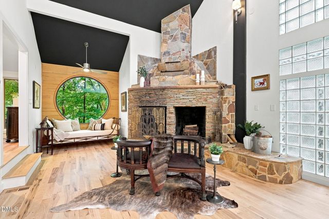 2925 Debra Drive, Raleigh, NC 27607