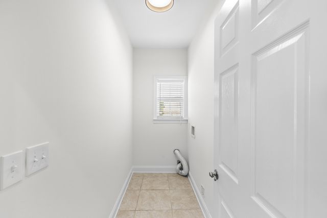 8746 Streamside Drive, Ooltewah, TN 37363