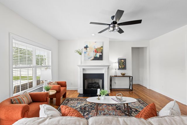 8746 Streamside Drive, Ooltewah, TN 37363