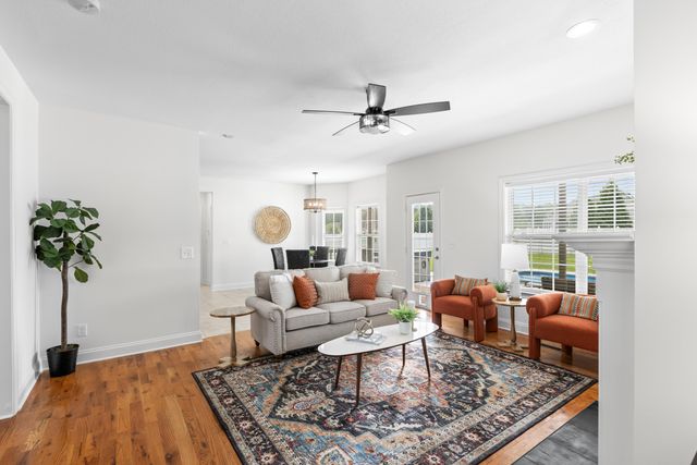 8746 Streamside Drive, Ooltewah, TN 37363