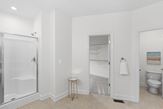 8746 Streamside Drive, Ooltewah, TN 37363