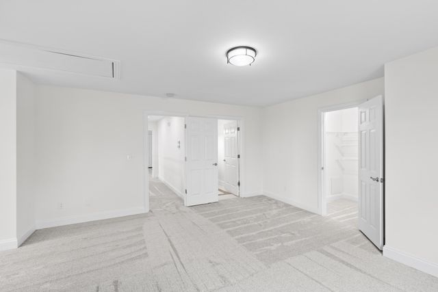 8746 Streamside Drive, Ooltewah, TN 37363