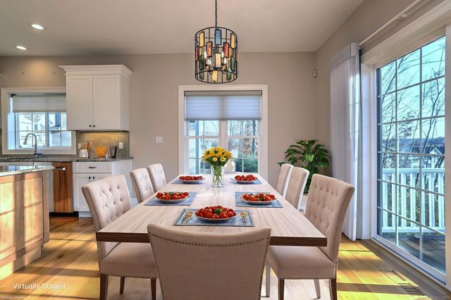 126 Wells View Road 126, Shelton, CT 06484