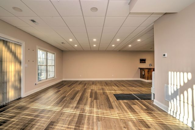 126 Wells View Road 126, Shelton, CT 06484