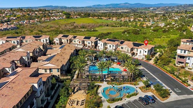 1794 Valley Oak Way, Oceanside, CA 92056