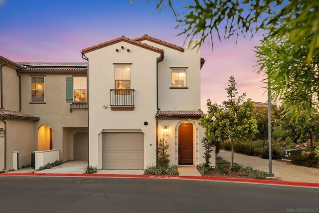 1794 Valley Oak Way, Oceanside, CA 92056