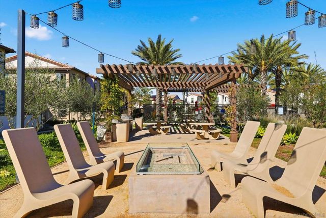 1794 Valley Oak Way, Oceanside, CA 92056