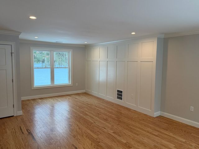 15 Barracks Road 15, Hudson, MA 01749