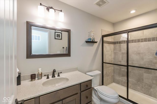6304 W Cedar Chase Drive, Mccordsville, IN 46055