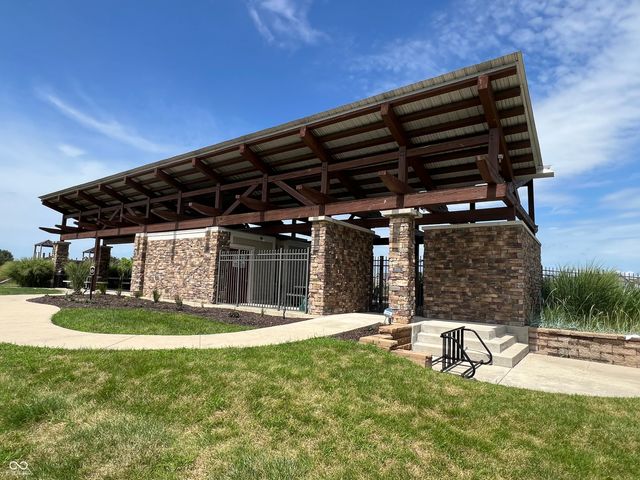 6304 W Cedar Chase Drive, Mccordsville, IN 46055