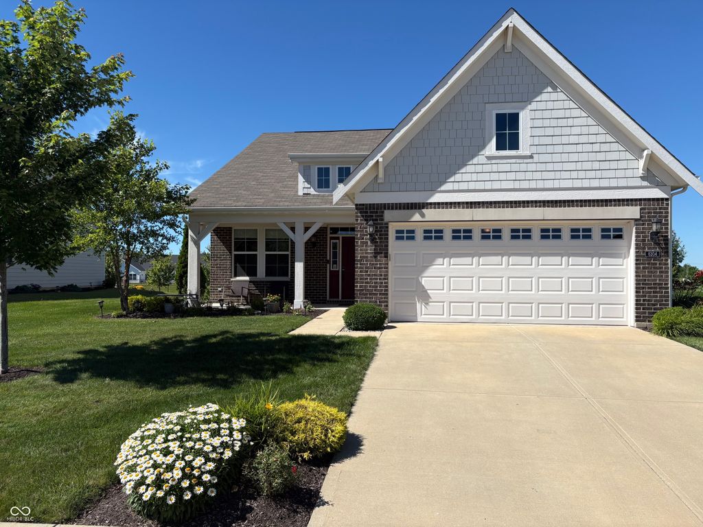 6304 W Cedar Chase Drive, Mccordsville, IN 46055