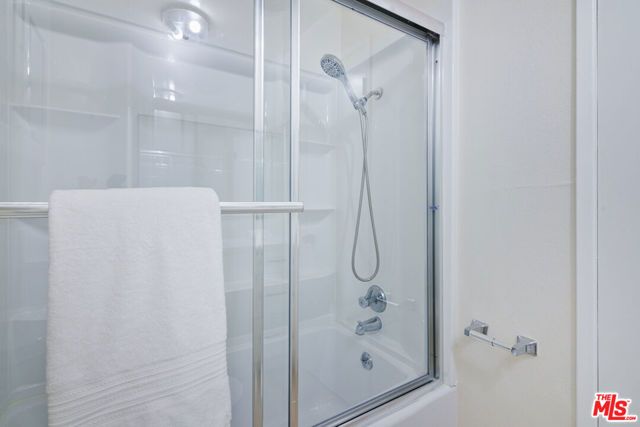 277 Pleasant Street 102, Pasadena, CA 91101