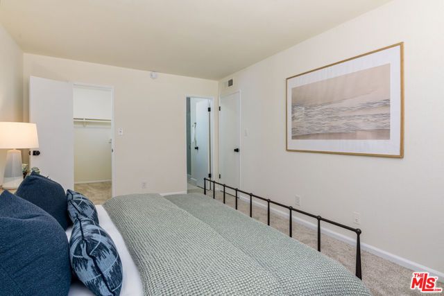 277 Pleasant Street 102, Pasadena, CA 91101