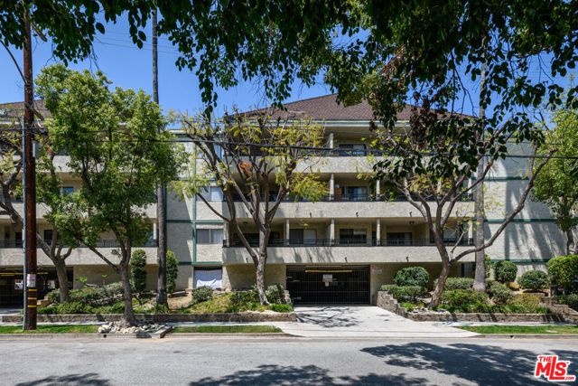 277 Pleasant Street 102, Pasadena, CA 91101