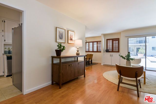 277 Pleasant Street 102, Pasadena, CA 91101