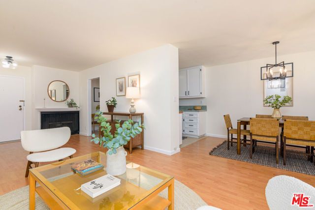 277 Pleasant Street 102, Pasadena, CA 91101