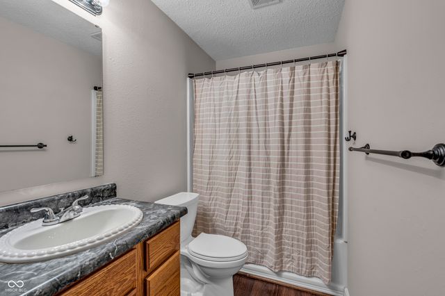 10392 Cotton Blossom Drive, Fishers, IN 46038