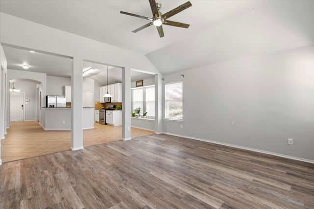 1113 Grand National Boulevard, Fort Worth, TX 76179