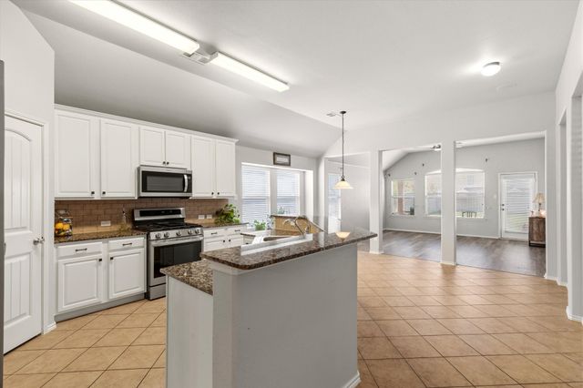 1113 Grand National Boulevard, Fort Worth, TX 76179