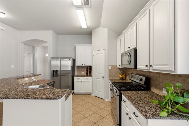 1113 Grand National Boulevard, Fort Worth, TX 76179