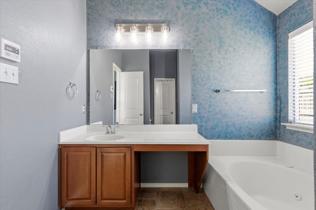 1113 Grand National Boulevard, Fort Worth, TX 76179