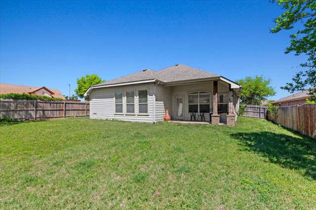 1113 Grand National Boulevard, Fort Worth, TX 76179