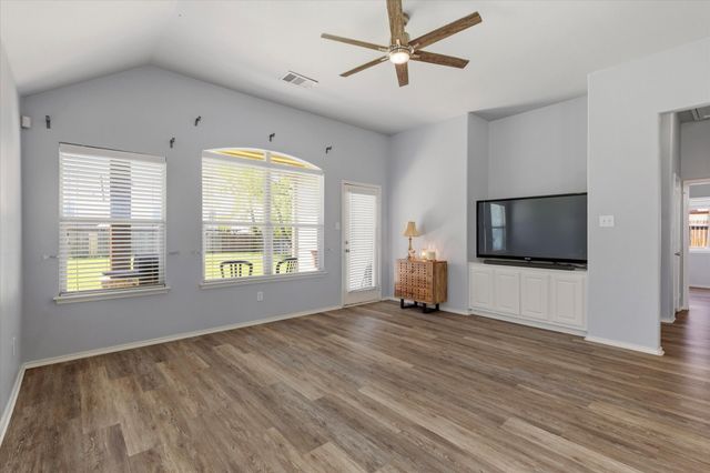 1113 Grand National Boulevard, Fort Worth, TX 76179