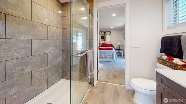 521 E Magnolia Avenue, Burlington, WA 98233